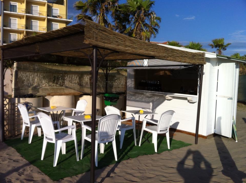 Hotel Club Sabbiadoro Battipaglia Esterno foto