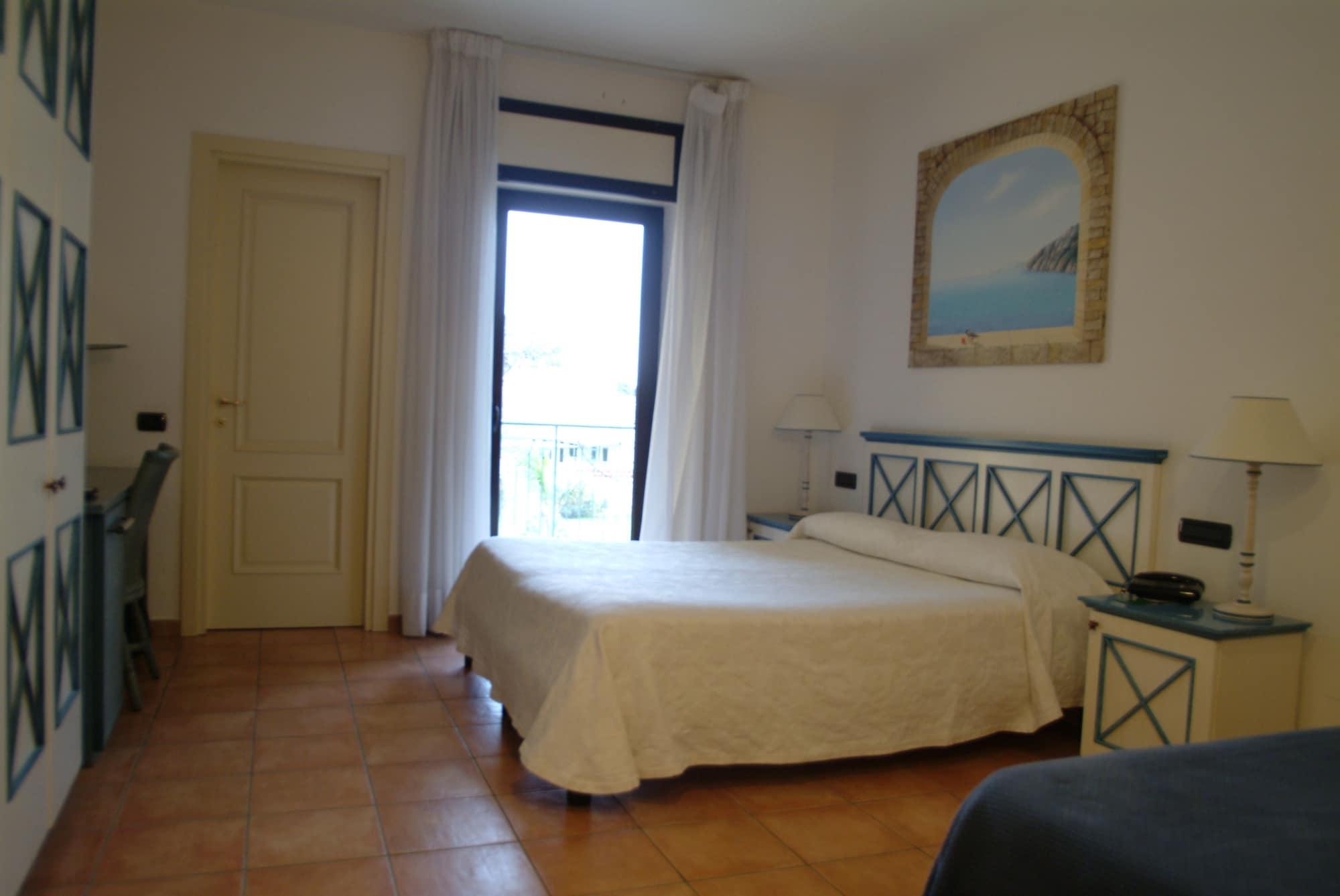 Hotel Club Sabbiadoro Battipaglia Esterno foto