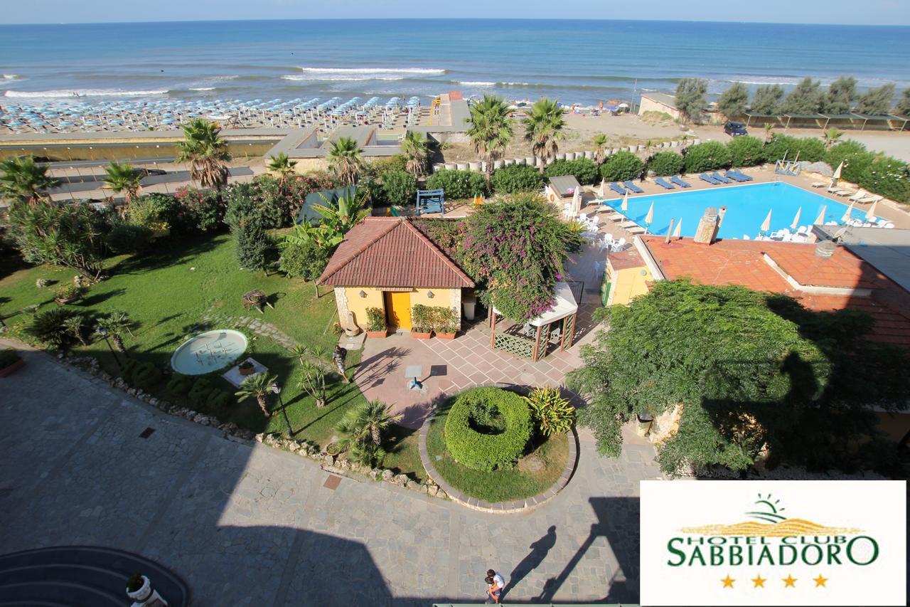 Hotel Club Sabbiadoro Battipaglia Esterno foto